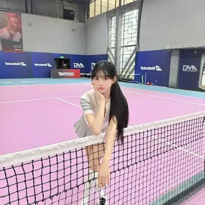 万梓